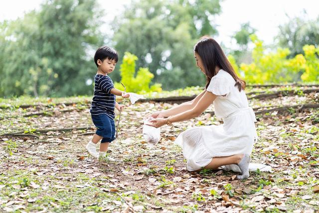 新生妈妈误将吐槽语音发到家长群 你怎么看