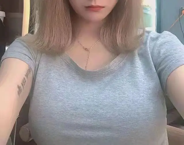 隆胸是一种什么体验?